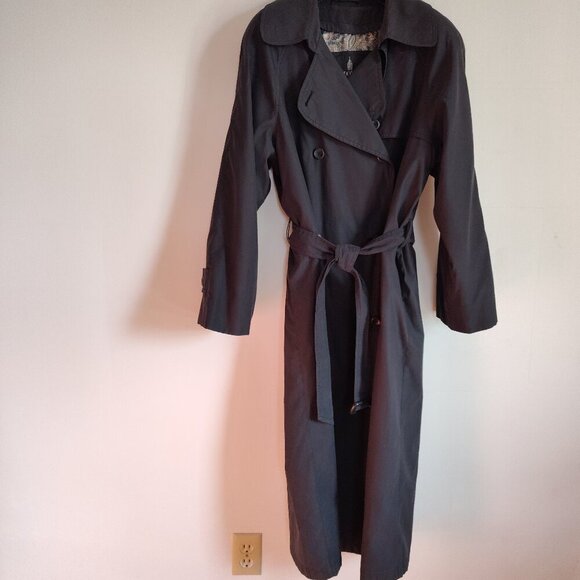 Ladies SZ 4P London Fog Black Trench Coat